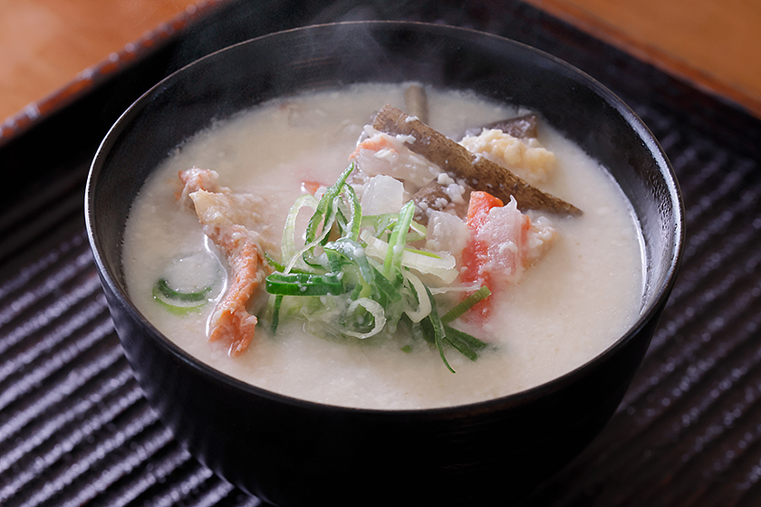 骨正月の行事食「鮭の粕汁」